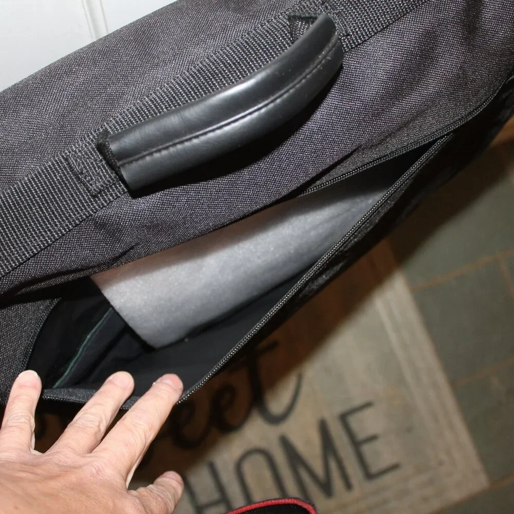 Gemline Laptop Computer Carry Messenger Bag (NEW) Black